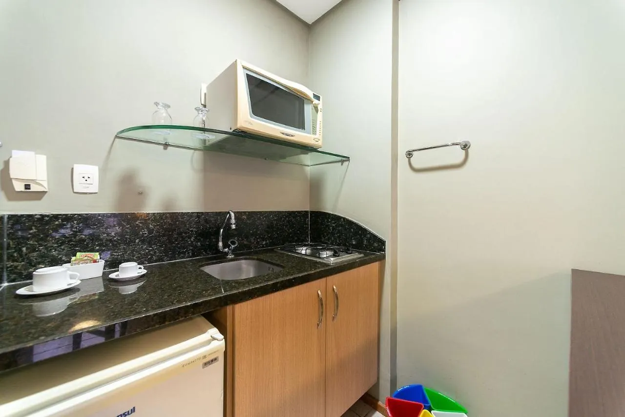 OTH1603 Flat na Ilha do Leite, Recife, um quarto. Fica em um dos mais importantes polos médicos do país